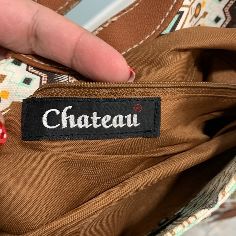 Chateau Tribal Clutch - Picture 5 of 9